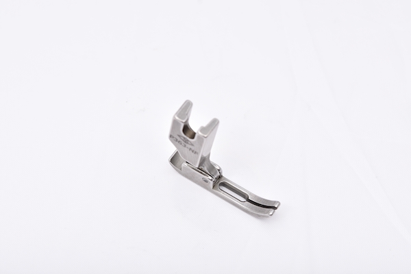 RV-Fuss für N.T.  5.4 mm Reissverschlussfuss Pic3